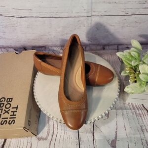 Clarks Collection Sara Bay Ballet Flats -Caramel- Brand New in Box